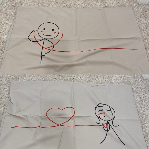 BoldLoft Sounds of love couples pillow cases - Picture 1 of 7